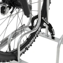 Cykelstativ med 8 høje bøjler, dobbelt