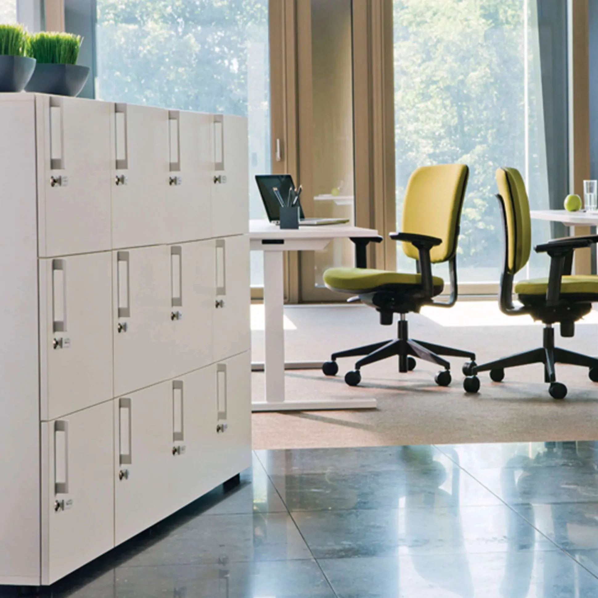 Personaleboks W6 med 6 rum