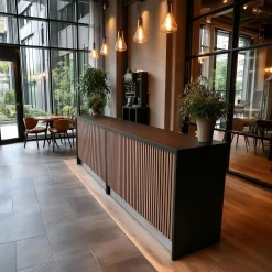 Receptionsskranke Conta 340 cm m. akustikpanel