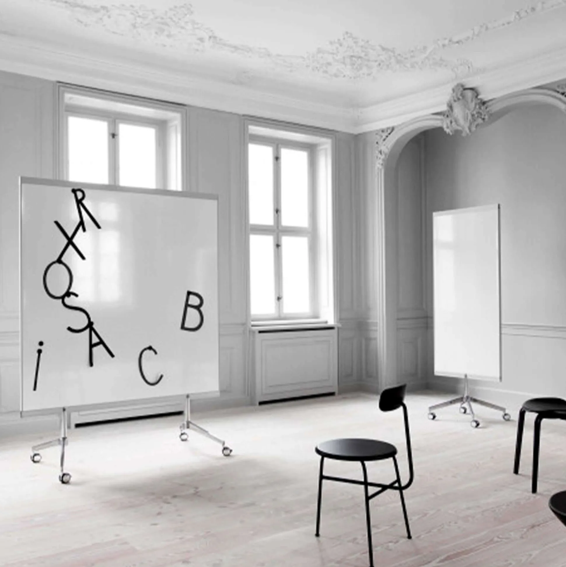 Whiteboard på hjul Lintex M3, 151x196h cm